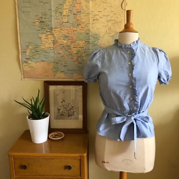 Urban Outfitters Tops - Urban Outfitters Oxford Ruffle Short Sleeve Peplum